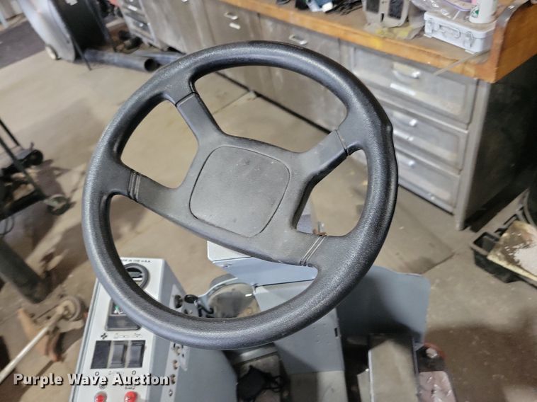 image for item JO9473 Tomcat floor burnisher