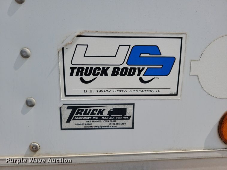 image for item JO9475 2009 GMC C5500 box truck