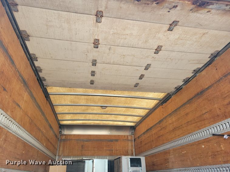 image for item JO9475 2009 GMC C5500 box truck