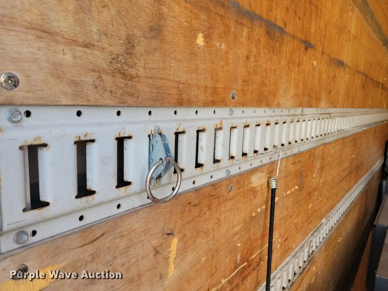 image for item JO9475 2009 GMC C5500 box truck