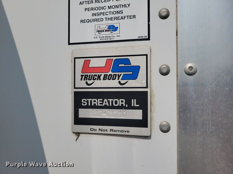 image for item JO9475 2009 GMC C5500 box truck