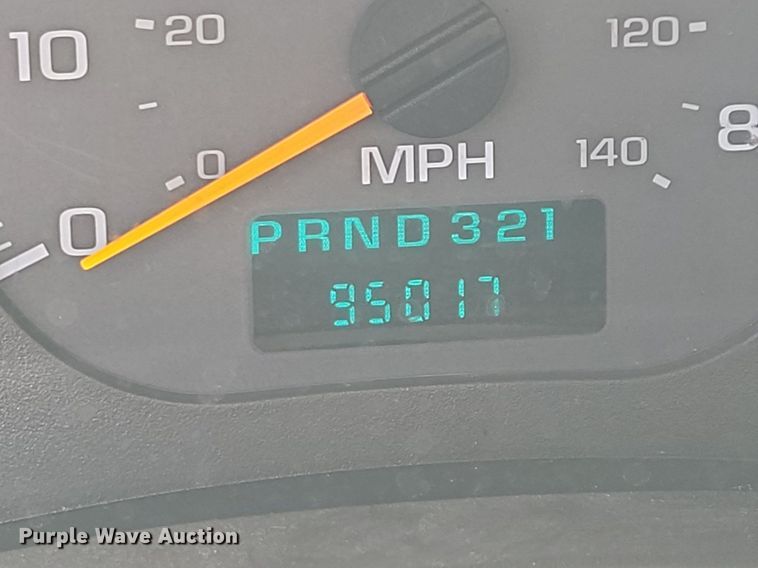 image for item JO9475 2009 GMC C5500 box truck