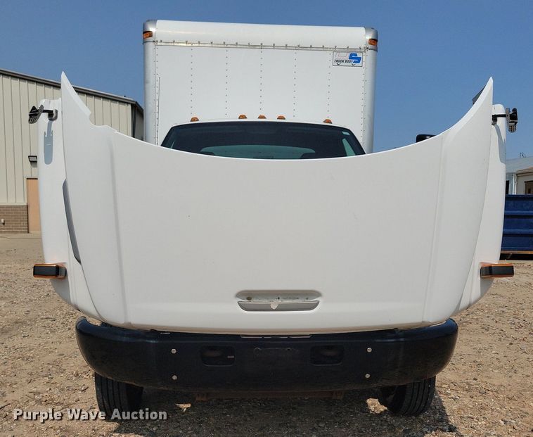 image for item JO9475 2009 GMC C5500 box truck
