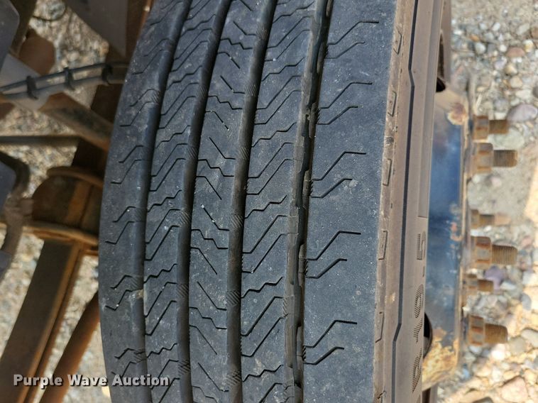 image for item JO9475 2009 GMC C5500 box truck