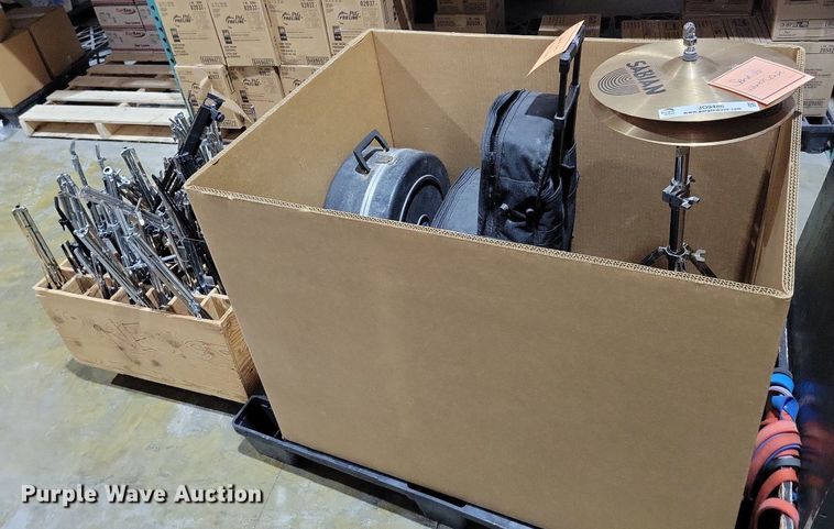 image for item JO9486 Percussion instruments 