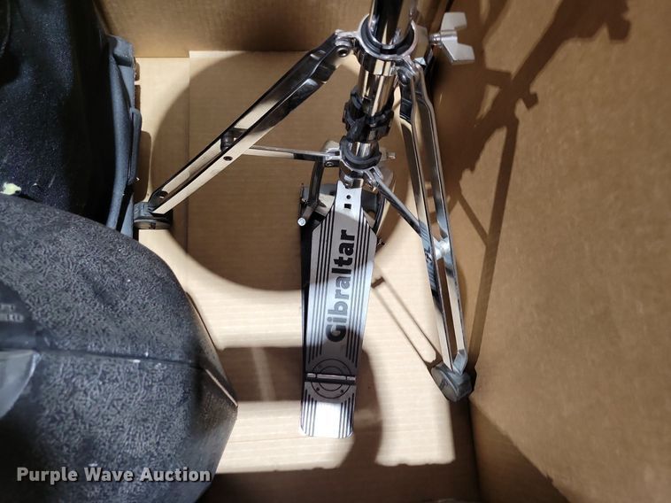 image for item JO9486 Percussion instruments 