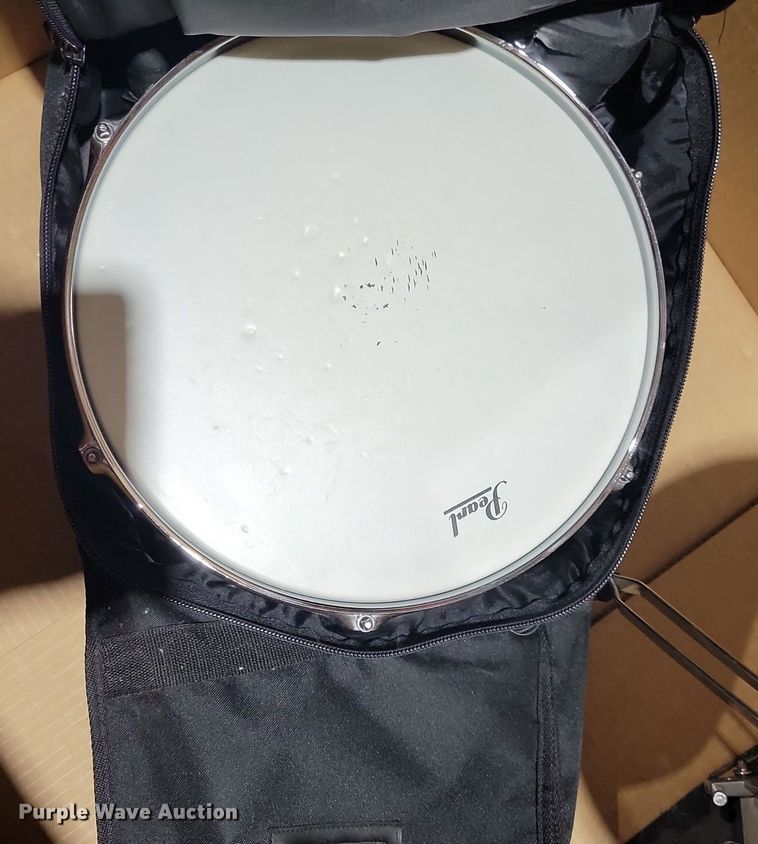 image for item JO9486 Percussion instruments 