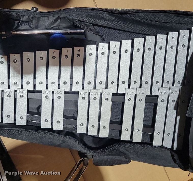 image for item JO9486 Percussion instruments 