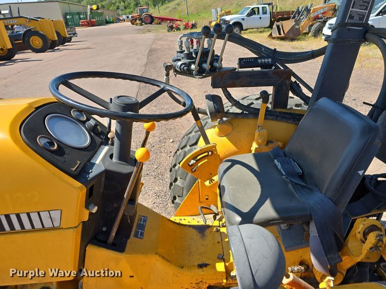 image for item JO9508 1988 John Deere 2355 tractor