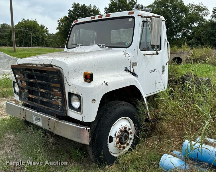 image for item JX9478 1980 International 1925 truck cab and chassis