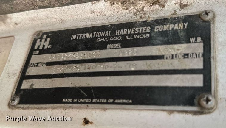 image for item JX9478 1980 International 1925 truck cab and chassis