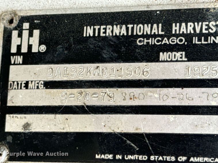 image for item JX9478 1980 International 1925 truck cab and chassis