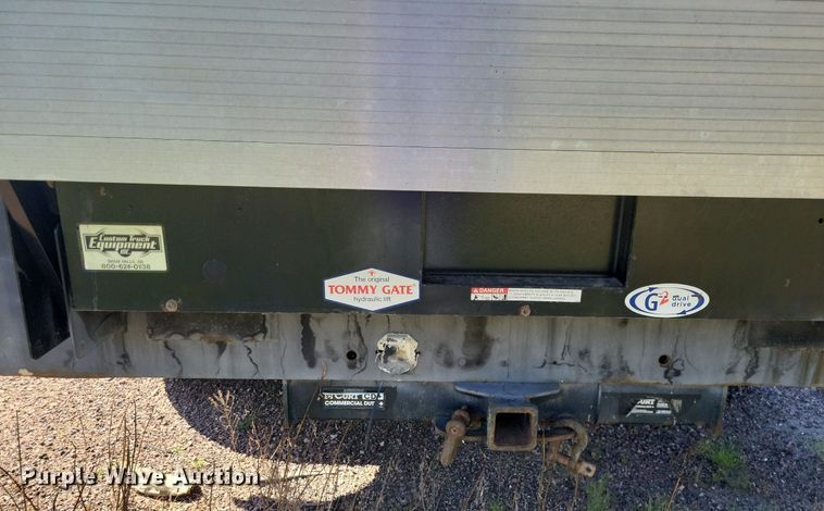 image for item KA9859 2004 Ford F550 Crew Cab utility / service truck