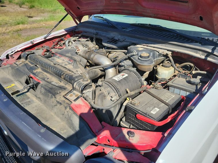 image for item KA9859 2004 Ford F550 Crew Cab utility / service truck