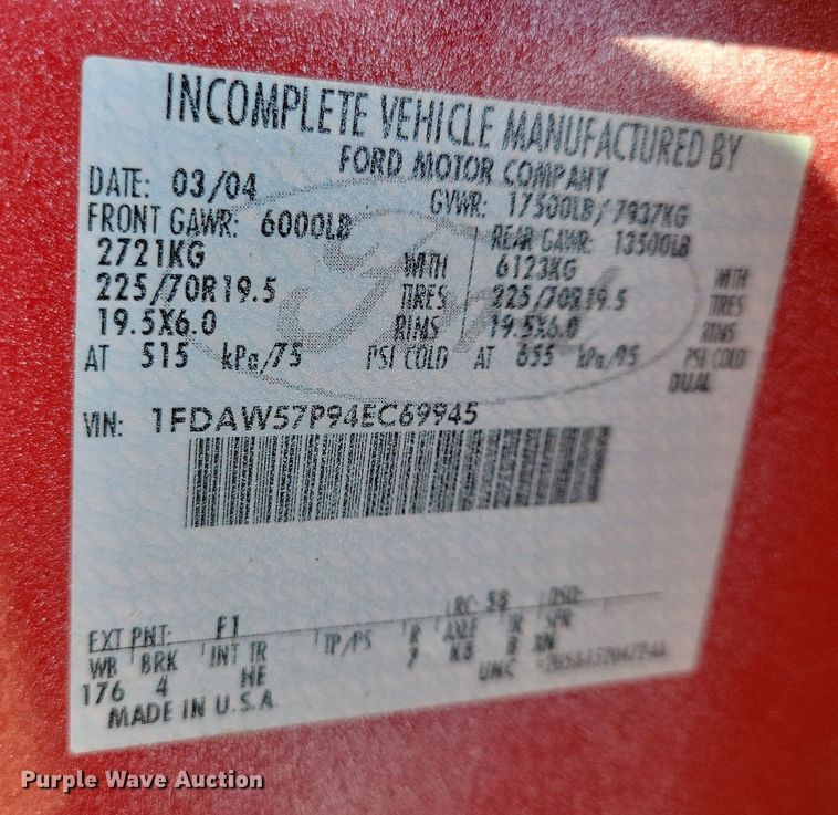 image for item KA9859 2004 Ford F550 Crew Cab utility / service truck