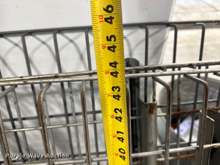 image for item LR9439 Shelves