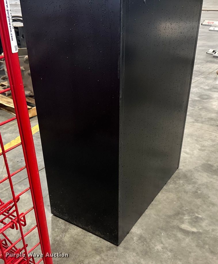 image for item LR9439 Shelves