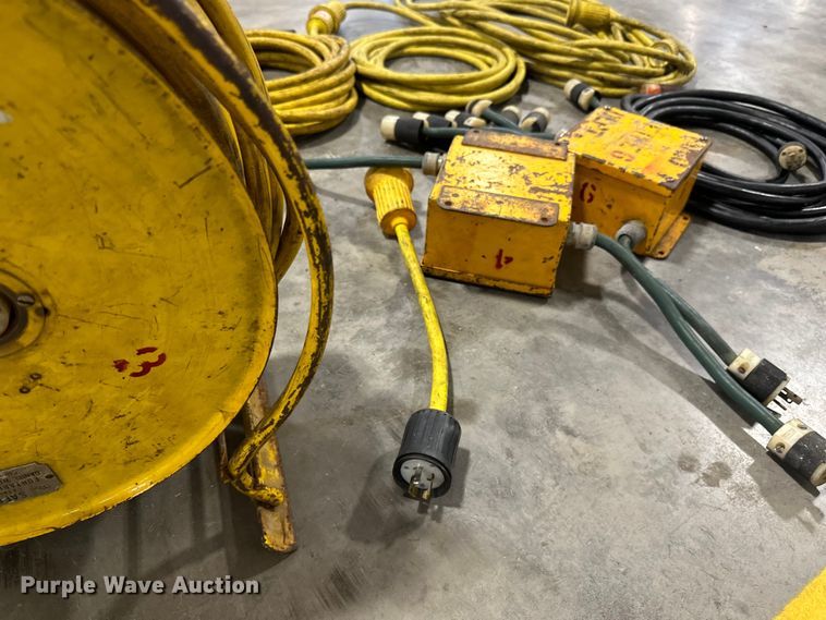 image for item LR9441 Cords