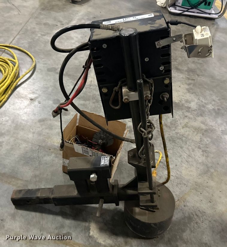 image for item LR9442 AER manhole magnet