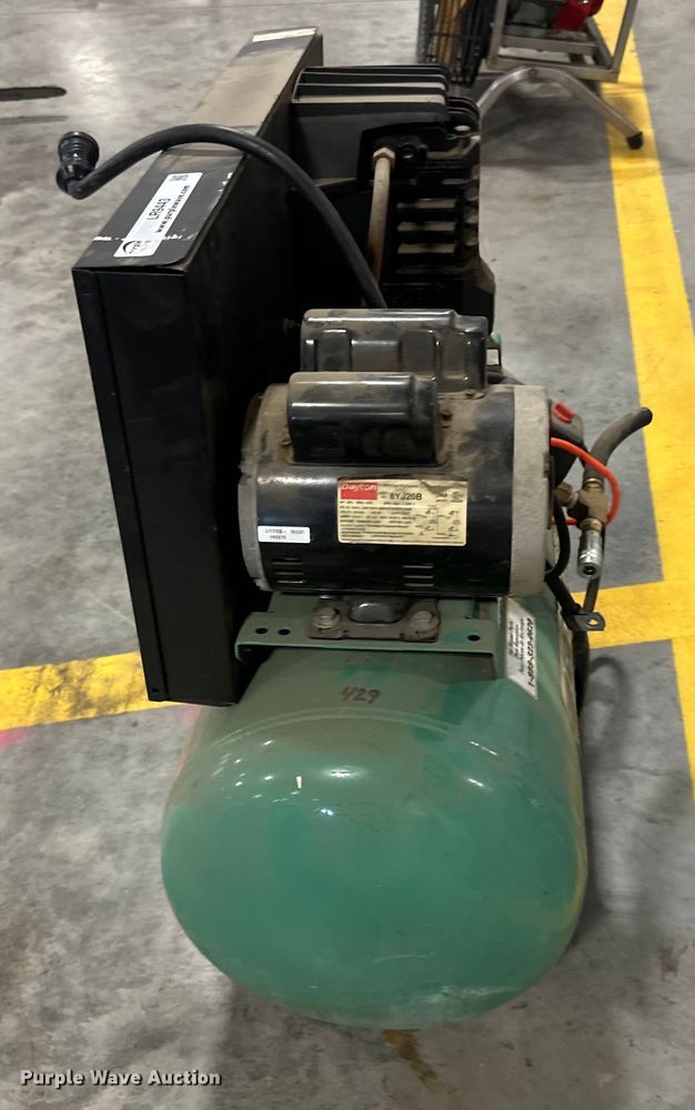 image for item LR9443 Speed Aire  air compressor