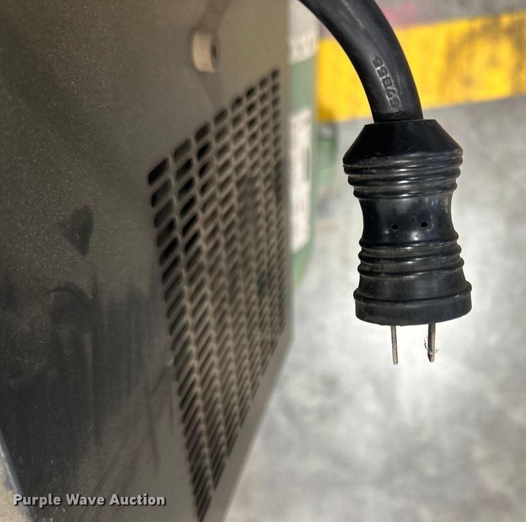 image for item LR9443 Speed Aire  air compressor