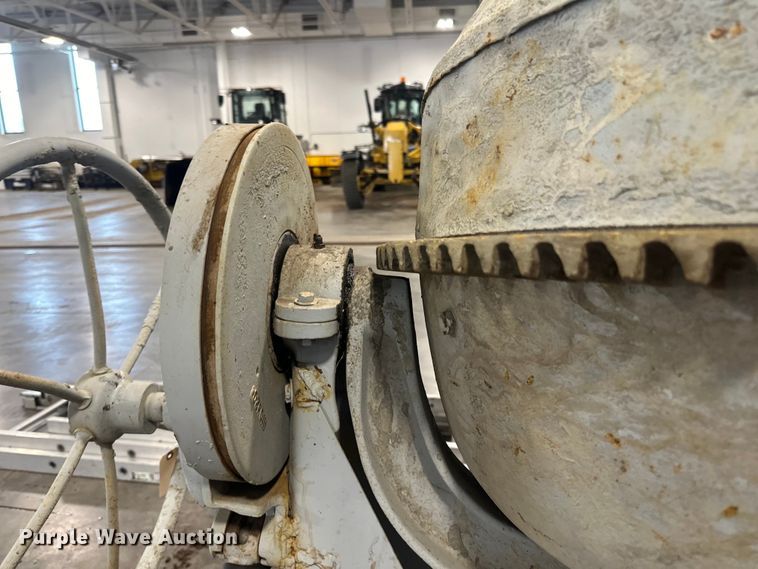 image for item LR9445 Morspeed 333 concrete mixer
