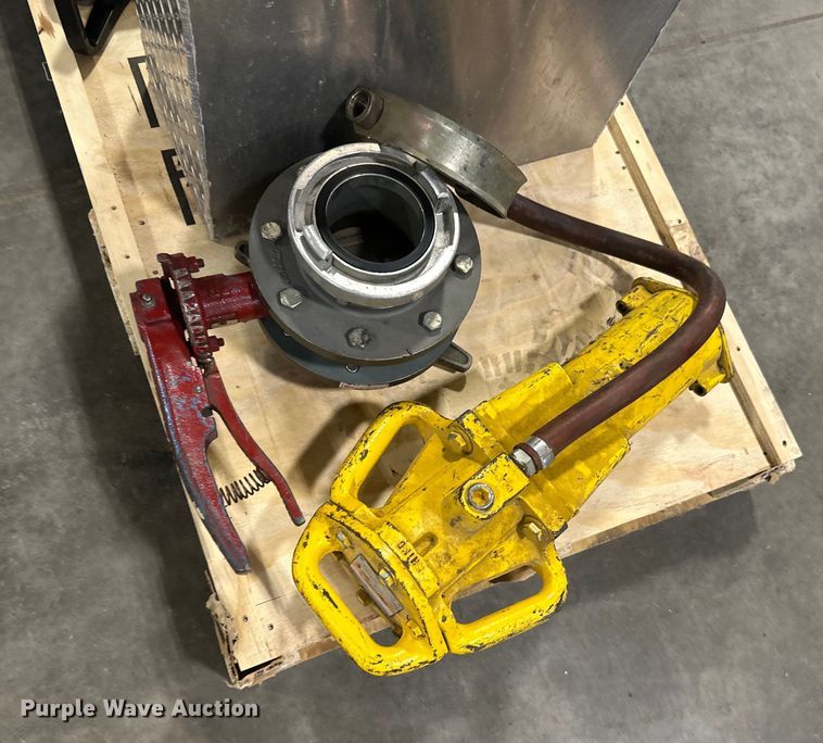 image for item LR9446 Fire hose components 