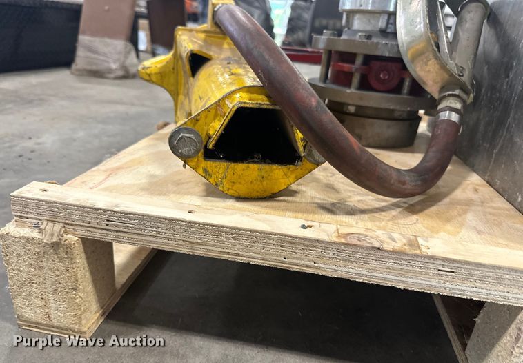 image for item LR9446 Fire hose components 