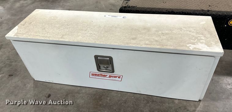 image for item LR9447 Toolboxes 