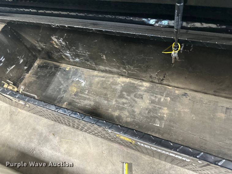 image for item LR9447 Toolboxes 