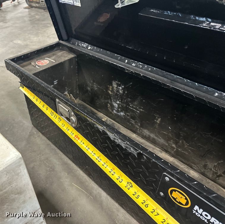 image for item LR9447 Toolboxes 