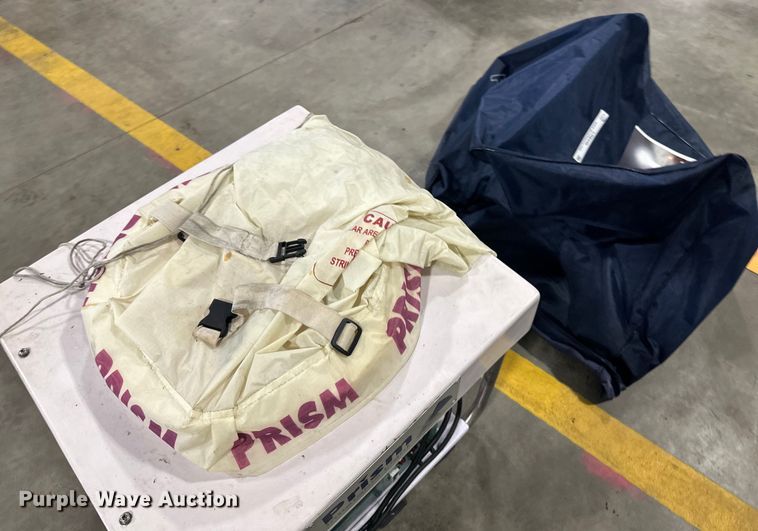 image for item LR9448 Prism  PIL1000 inflatable light