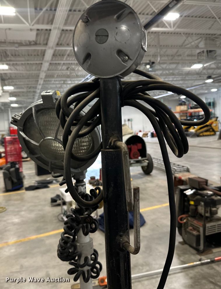 image for item LR9451 (4) lights 