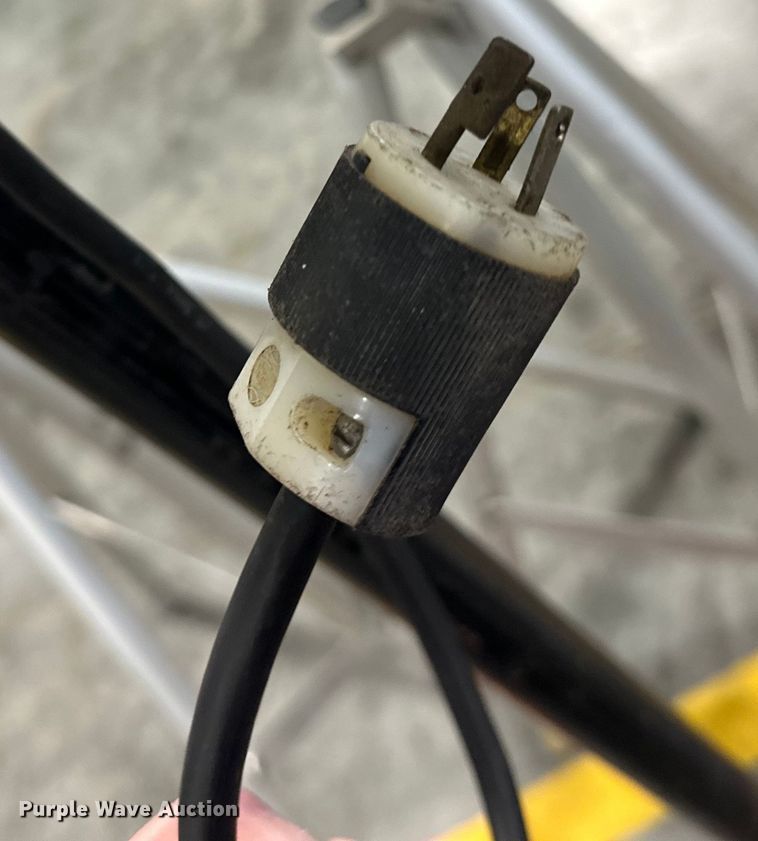 image for item LR9451 (4) lights 