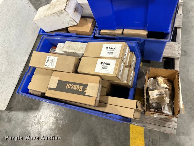 image for item LR9453 Parts