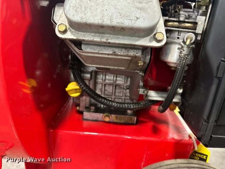 image for item LR9454 Meyer Machine GJR200 insulation vacuum 