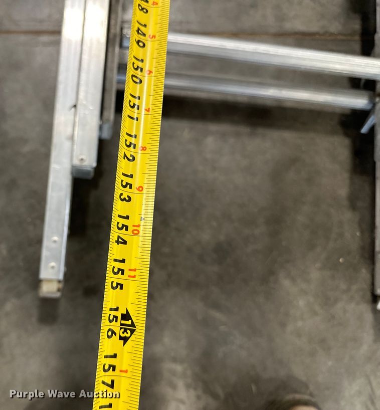image for item LR9455 Extension ladder 