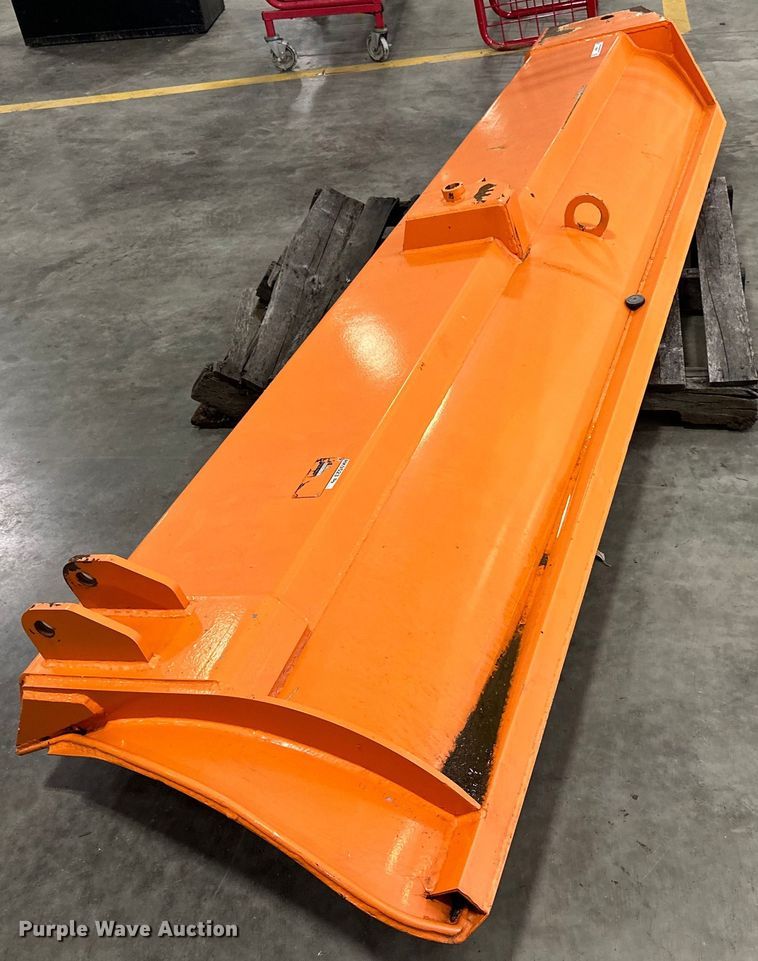 image for item LR9456 Falls  wing plow