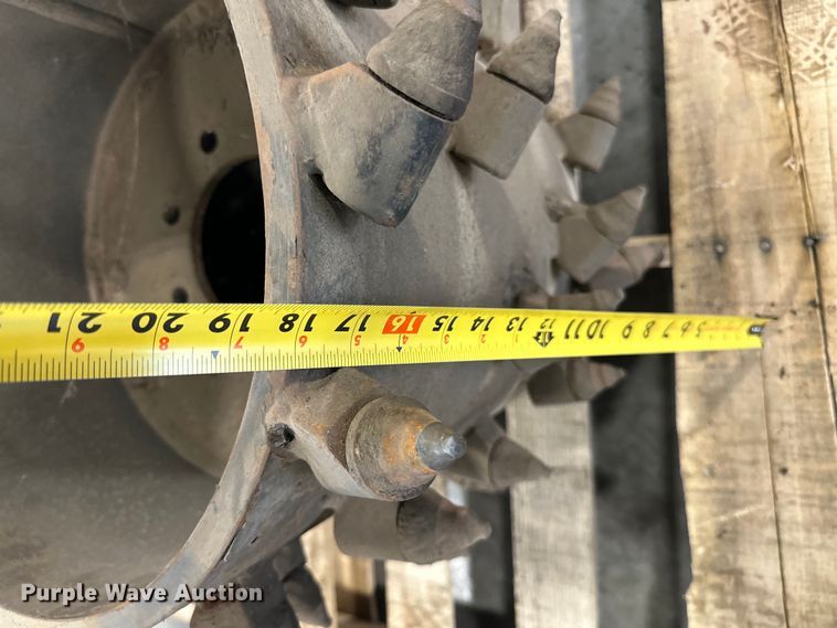 image for item LR9457 Bobcat  skid steer cold planer