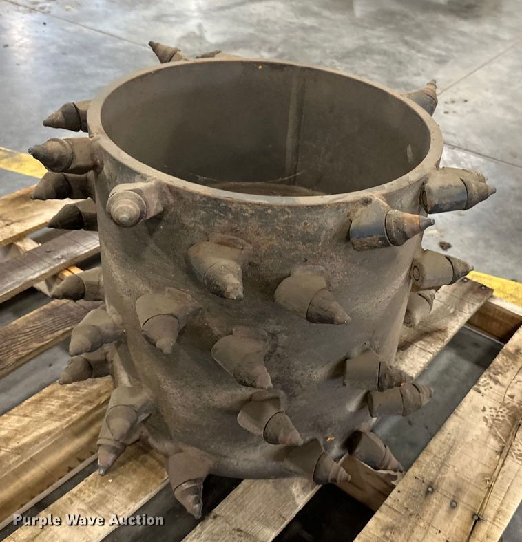 image for item LR9457 Bobcat  skid steer cold planer