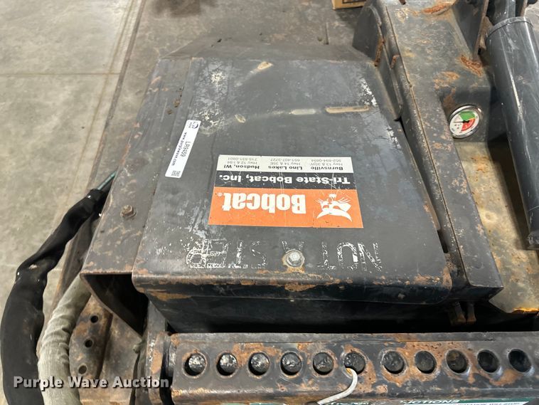 image for item LR9459 2008 Bobcat  72HF skid steer rotary mower