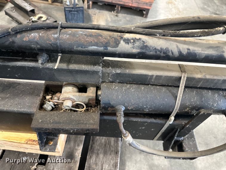 image for item LR9461 Post puller