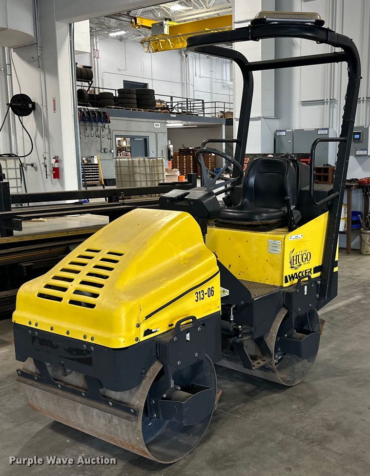 image for item LR9462 2006 Wacker RD11V double drum vibratory roller