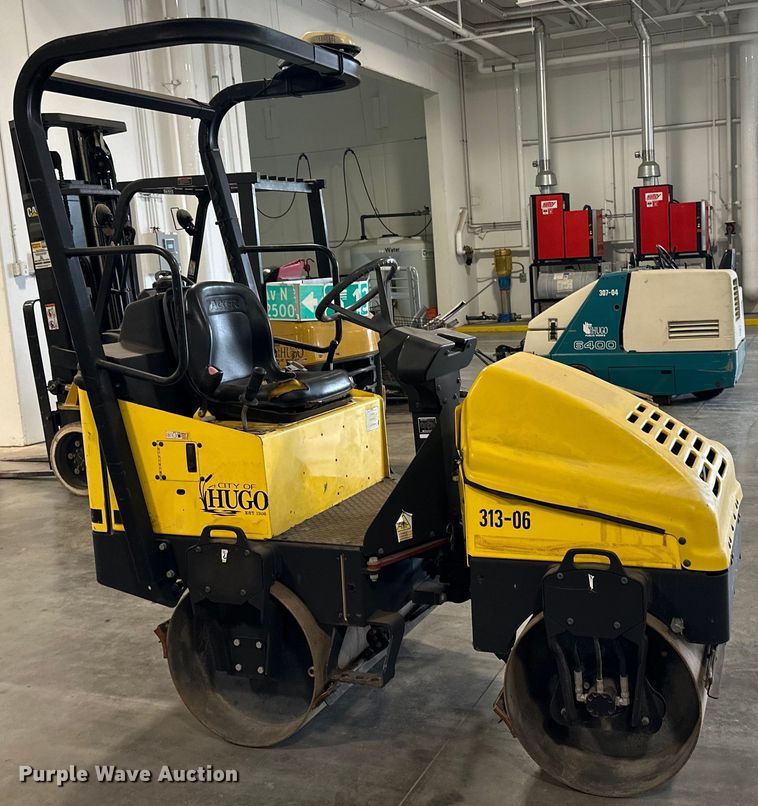 image for item LR9462 2006 Wacker RD11V double drum vibratory roller