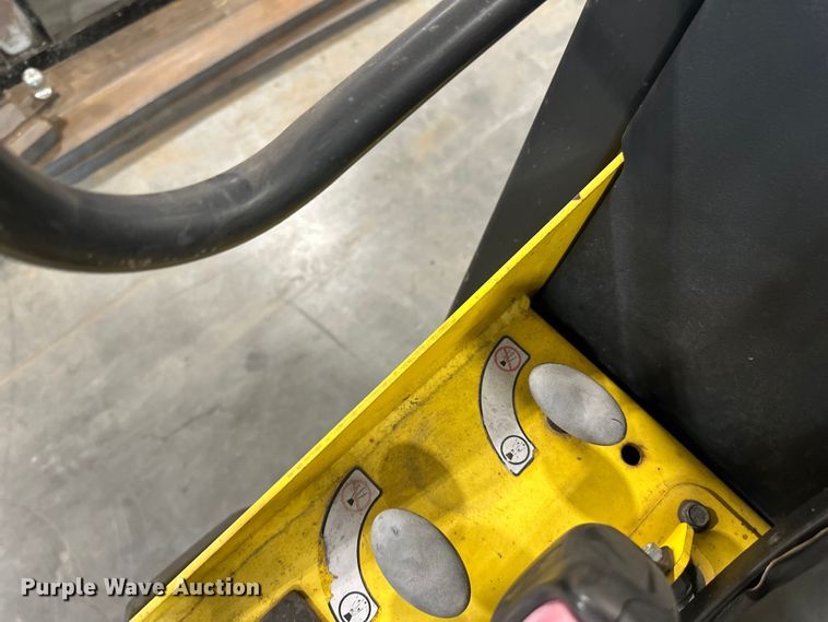 image for item LR9462 2006 Wacker RD11V double drum vibratory roller