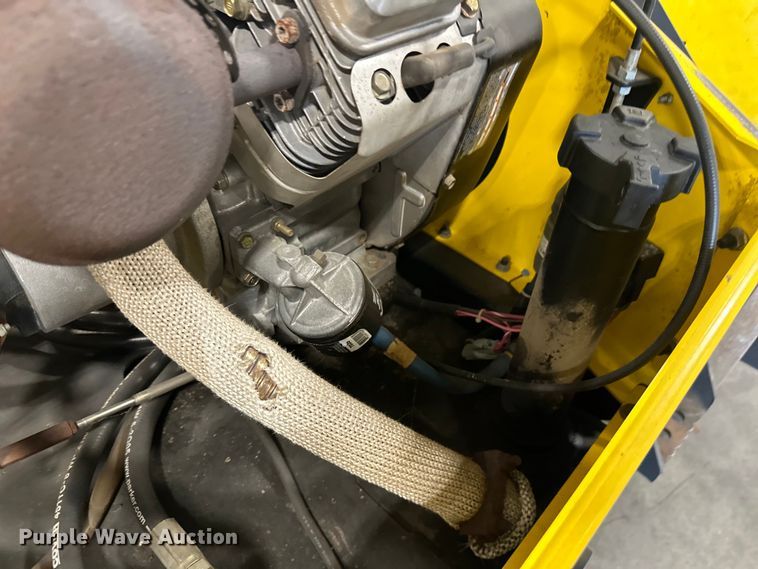 image for item LR9462 2006 Wacker RD11V double drum vibratory roller