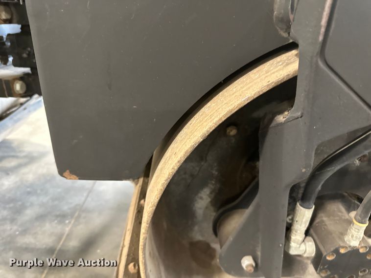 image for item LR9462 2006 Wacker RD11V double drum vibratory roller