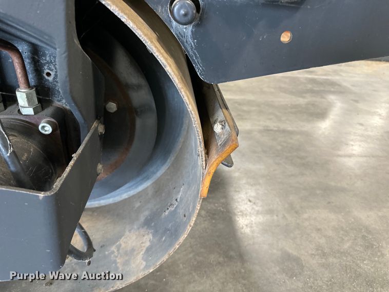 image for item LR9462 2006 Wacker RD11V double drum vibratory roller