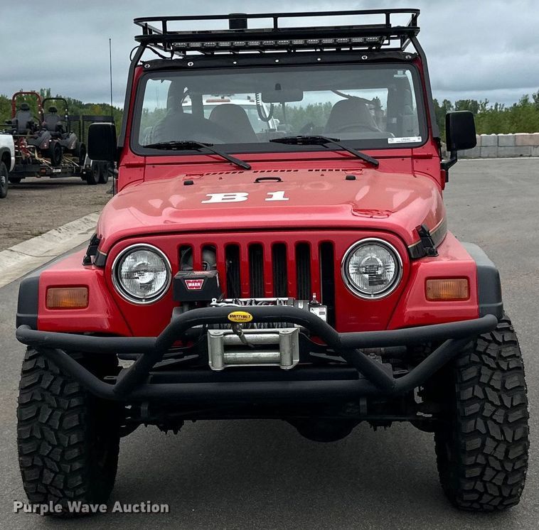 image for item LR9463 1997 Jeep  Wrangler  SUV