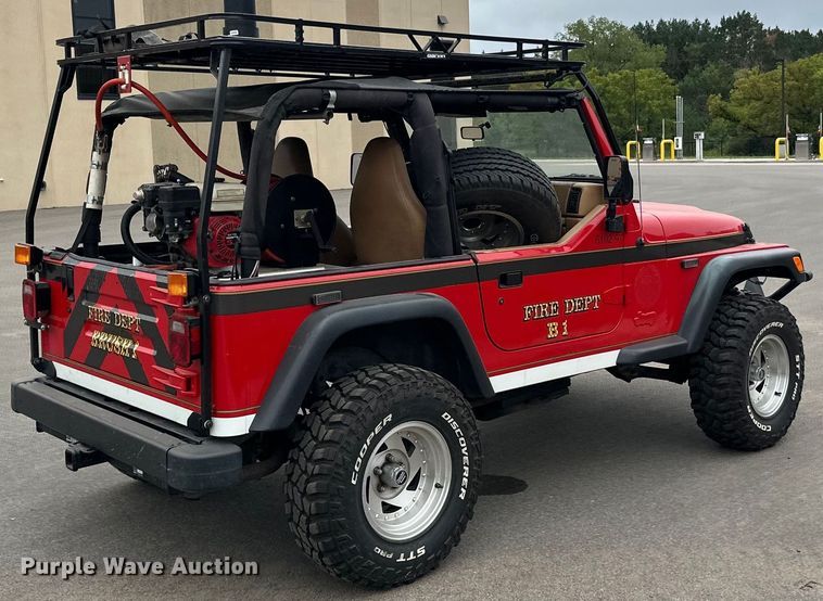 image for item LR9463 1997 Jeep  Wrangler  SUV